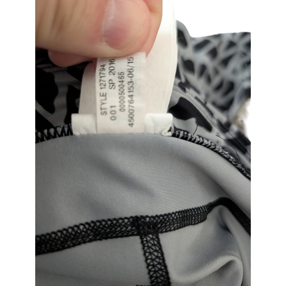 Under Armour‎ Leggings Women Small Gray Black Geometric HeatGear Compression Gym - Picture 11 of 13